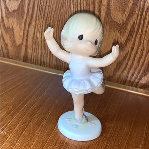 Precious Moments figurine. Ballerina girl